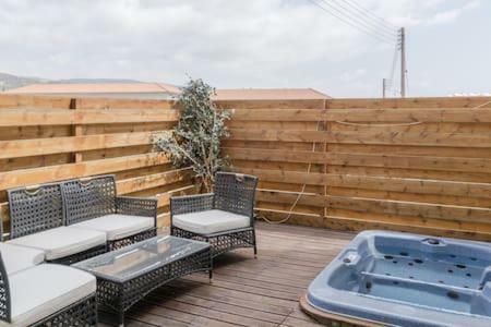 Spacious 2 Bedroom Apartment Pegeia Exterior foto